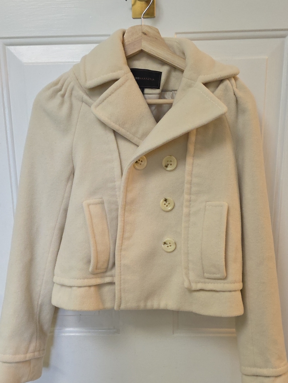 BCBGMaxAzria Cream Double-Breasted Short Peacoat